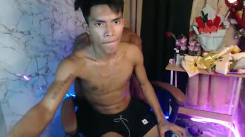 Snapshot of ken_minjun chatting on 03.05.26 ken_minjun online show from 03.05.26