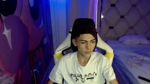 Snapshot of ken_soler chatting on 02.20.25 KENNY online show from 02.20.25