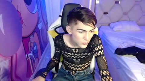 Snapshot of ken_soler chatting on 02.21.25 KENNY online show from 02.21.25