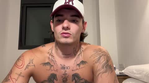 luis carlos esteban online show from 10.25.25