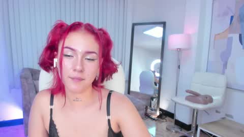 Kendall Jenner online show from 02.12.25