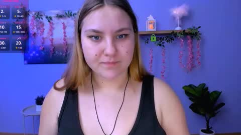 Snapshot of kendal_blow chatting on 02.08.26 Sweet Kendal online show from 02.08.26