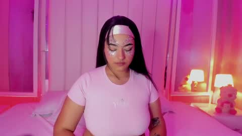 Kendall no Jenner  online show from 04.10.26