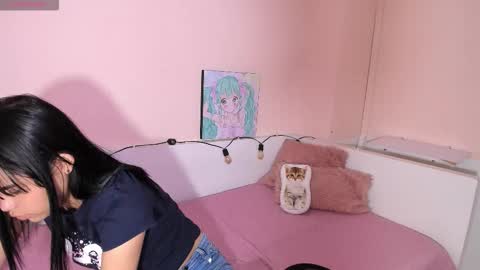 Snapshot of kendall_hernandez chatting on 02.05.26 Kendall online show from 02.05.26