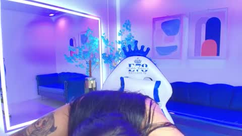 Snapshot of kendall_jhones chatting on 01.15.26 Kendall online show from 01.15.26