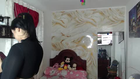 kendall  online show from 11.03.25