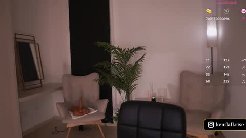 KENDALL IG 1ken 1ken online show from 09.17.25