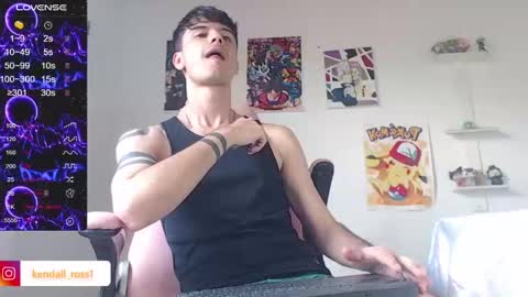 Snapshot of kendall_ros chatting on 03.09.25 kendall ross online show from 03.09.25