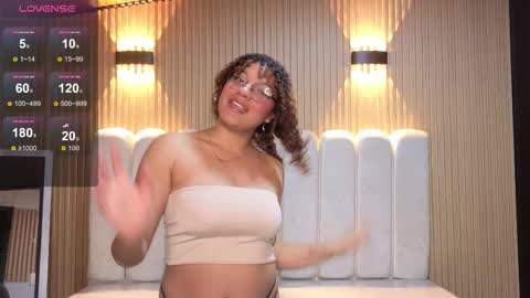 kendall_rossii_ online show from 11.28.25