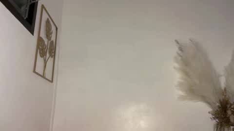 Snapshot of kendall_sue chatting on 09.26.25 kendall_sue online show from 09.26.25