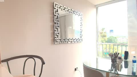 kendall online show from 04.10.26