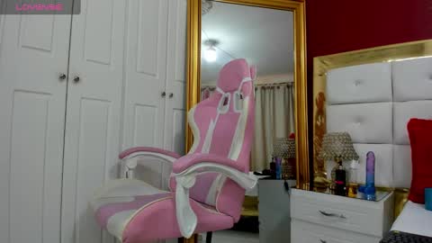 Snapshot of kendalstallyon chatting on 01.19.25 Kendal  online show from 01.19.25