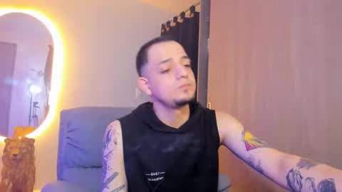 Snapshot of kendel_dimitri chatting on 01.26.25 kendel_dimitri online show from 01.26.25