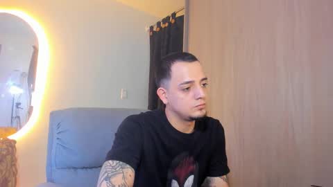 Snapshot of kendel_dimitri chatting on 02.02.25 kendel_dimitri online show from 02.02.25