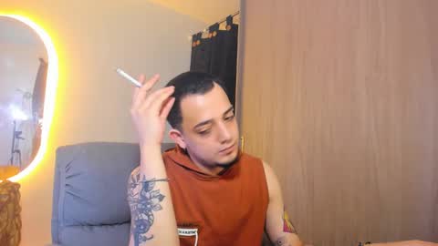 Snapshot of kendel_dimitri chatting on 02.10.25 kendel_dimitri online show from 02.10.25