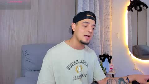 Snapshot of kendel_dimitri chatting on 10.19.25 kendel_dimitri online show from 10.19.25