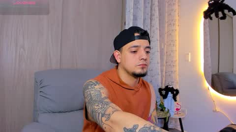 Snapshot of kendel_dimitri chatting on 10.21.25 kendel_dimitri online show from 10.21.25