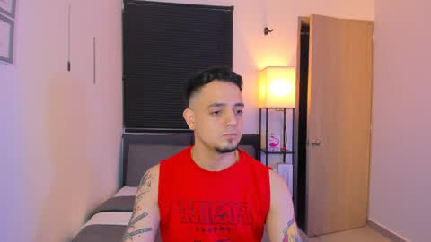 Snapshot of kendel_dimitri chatting on 04.25.26 kendel_dimitri online show from 04.25.26