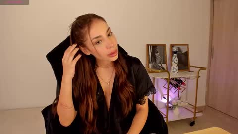 kendra  Benz online show from 12.21.25