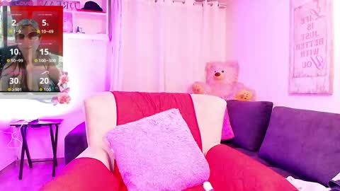Snapshot of kendra_jhonson chatting on 05.27.26 sweet kendra online show from 05.27.26