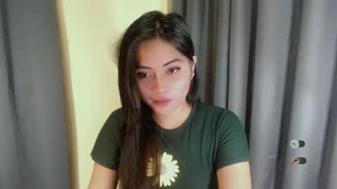 K E N D R A online show from 03.04.25