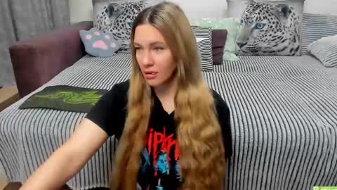 Kendra online show from 10.31.25