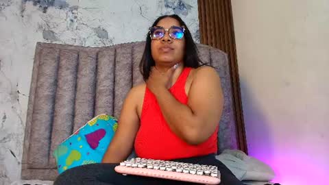 Snapshot of kendrabigass chatting on 06.20.26 Mamasita online show from 06.20.26