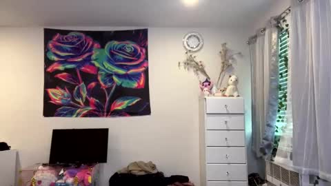 kendrakaps52 online show from 09.22.25