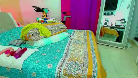 kendralove online show from 11.06.25