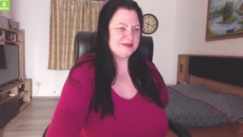 Snapshot of kendrasecrets chatting on 12.02.25 Kendra online show from 12.02.25