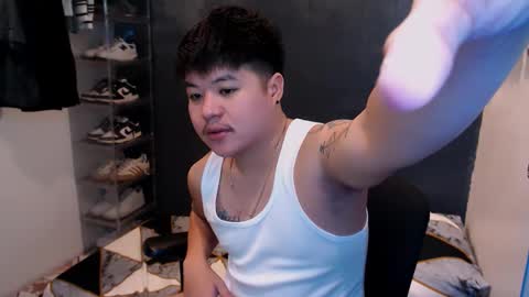 Snapshot of kenhotline911 chatting on 02.28.25 ken online show from 02.28.25