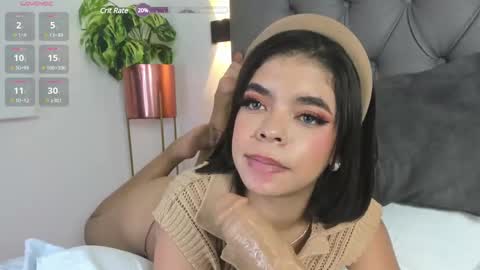 Snapshot of kenia28_ chatting on 12.17.24 Kenia online show from 12.17.24