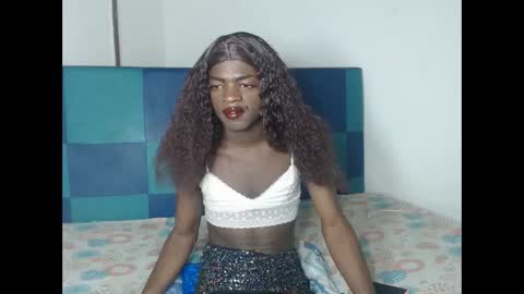 Snapshot of kenia_nihiara chatting on 06.05.26 kenia_nihiara online show from 06.05.26