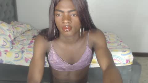 Snapshot of kenia_nihiara chatting on 07.02.26 kenia_nihiara online show from 07.02.26