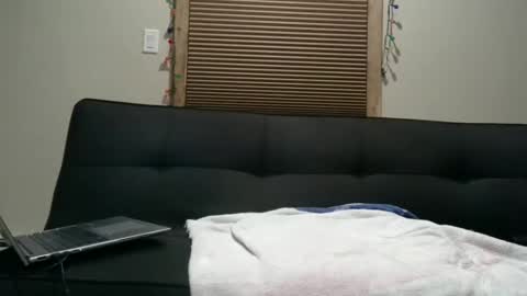 Kenluca online show from 01.04.25