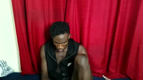 Kenia online show from 11.20.25