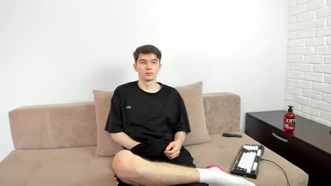 Snapshot of kennedy_max chatting on 06.14.26 kennedy max online show from 06.14.26