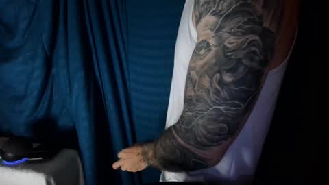 Kennfox777 online show from 12.31.24