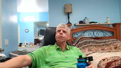 Snapshot of kent_ham chatting on 04.19.26 kent_ham online show from 04.19.26