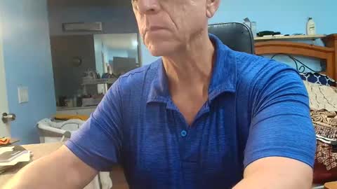 Snapshot of kent_ham chatting on 05.19.26 kent_ham online show from 05.19.26