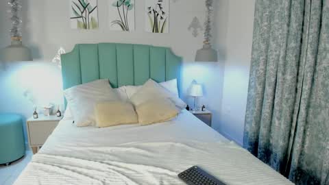 Snapshot of kentha_mitchells chatting on 02.05.25 kentha_mitchells online show from 02.05.25