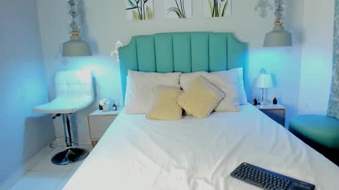 Snapshot of kentha_mitchells chatting on 03.05.25 kentha_mitchells online show from 03.05.25