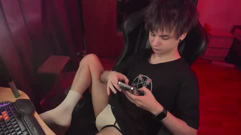 Snapshot of keorinav chatting on 02.11.26 Looking for a moderator I PVT IS OPEN online show from 02.11.26