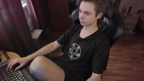 Snapshot of keorinav chatting on 03.05.26 Looking for a moderator I PVT IS OPEN online show from 03.05.26