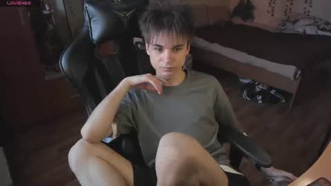Looking for a moderator I PVT IS OPEN online show from 06.27.26