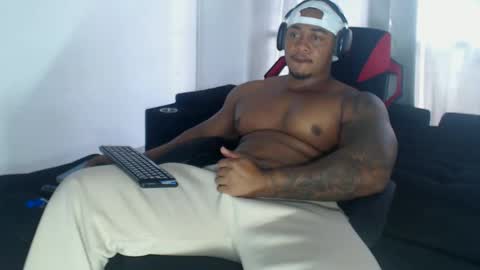 dany wolf002 online show from 02.27.25