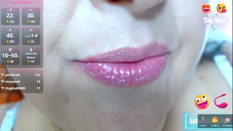 Snapshot of kerly_doll chatting on 01.04.25 K E R L Y online show from 01.04.25