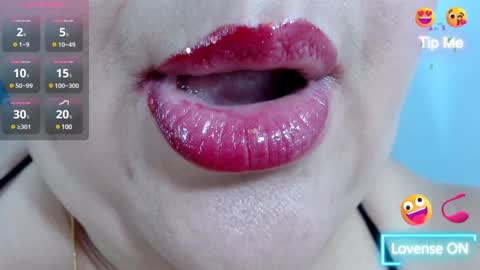 Snapshot of kerly_doll chatting on 01.22.25 K E R L Y online show from 01.22.25
