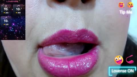 Snapshot of kerly_doll chatting on 01.24.25 K E R L Y online show from 01.24.25