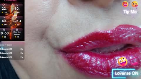Snapshot of kerly_doll chatting on 01.25.25 K E R L Y online show from 01.25.25